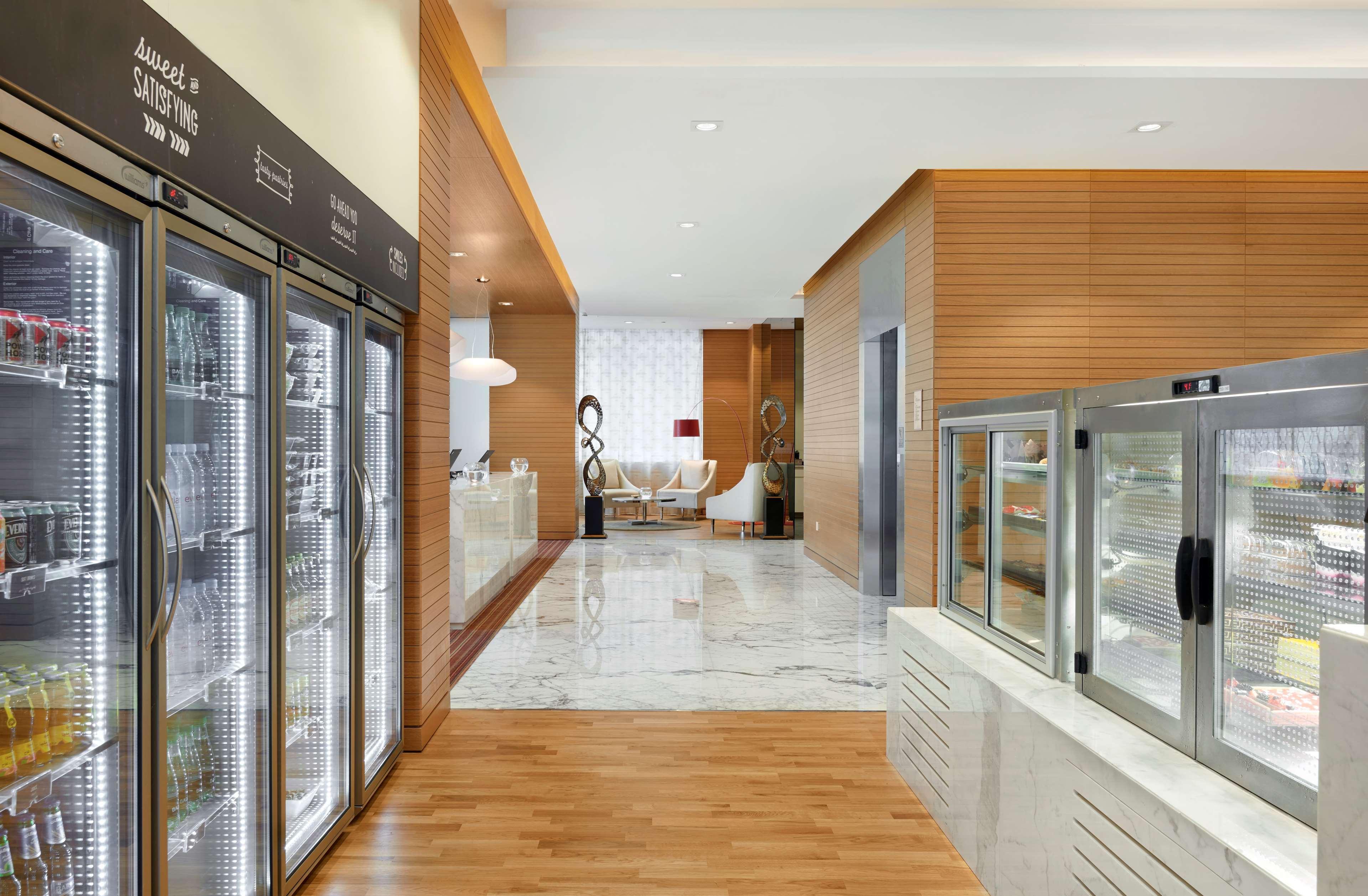 Hyatt Place Dubai Baniyas Square Dış mekan fotoğraf