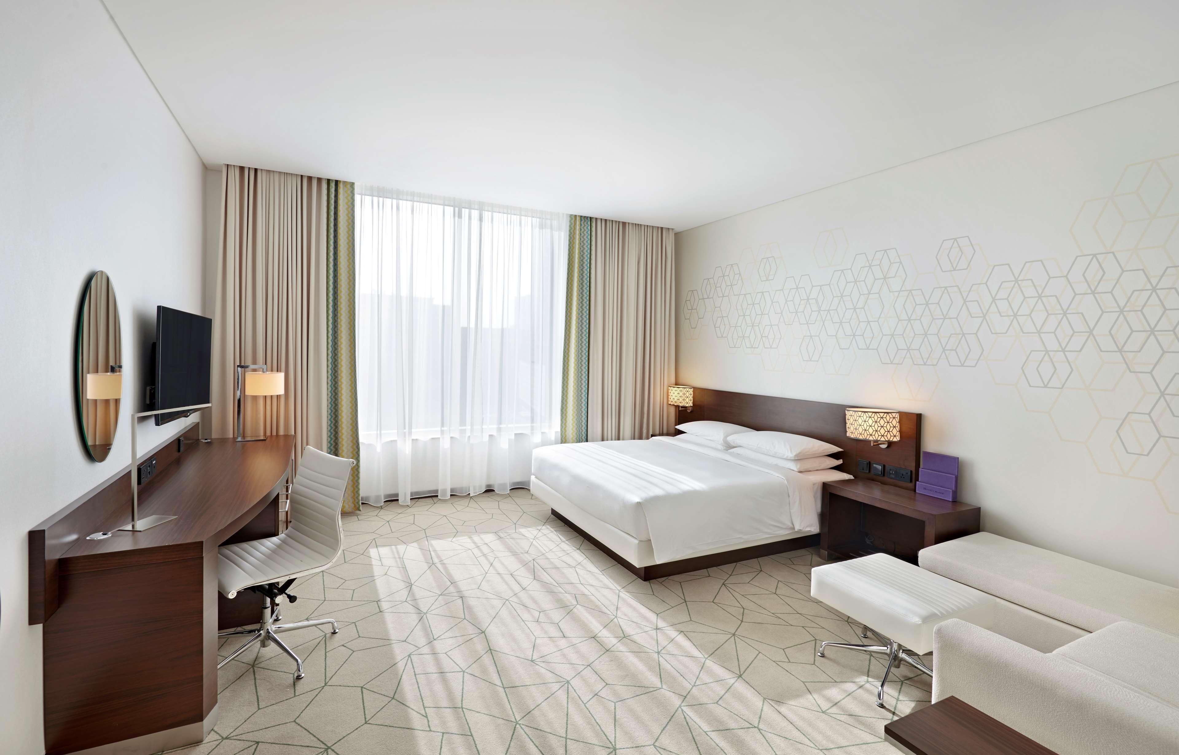 Hyatt Place Dubai Baniyas Square Dış mekan fotoğraf