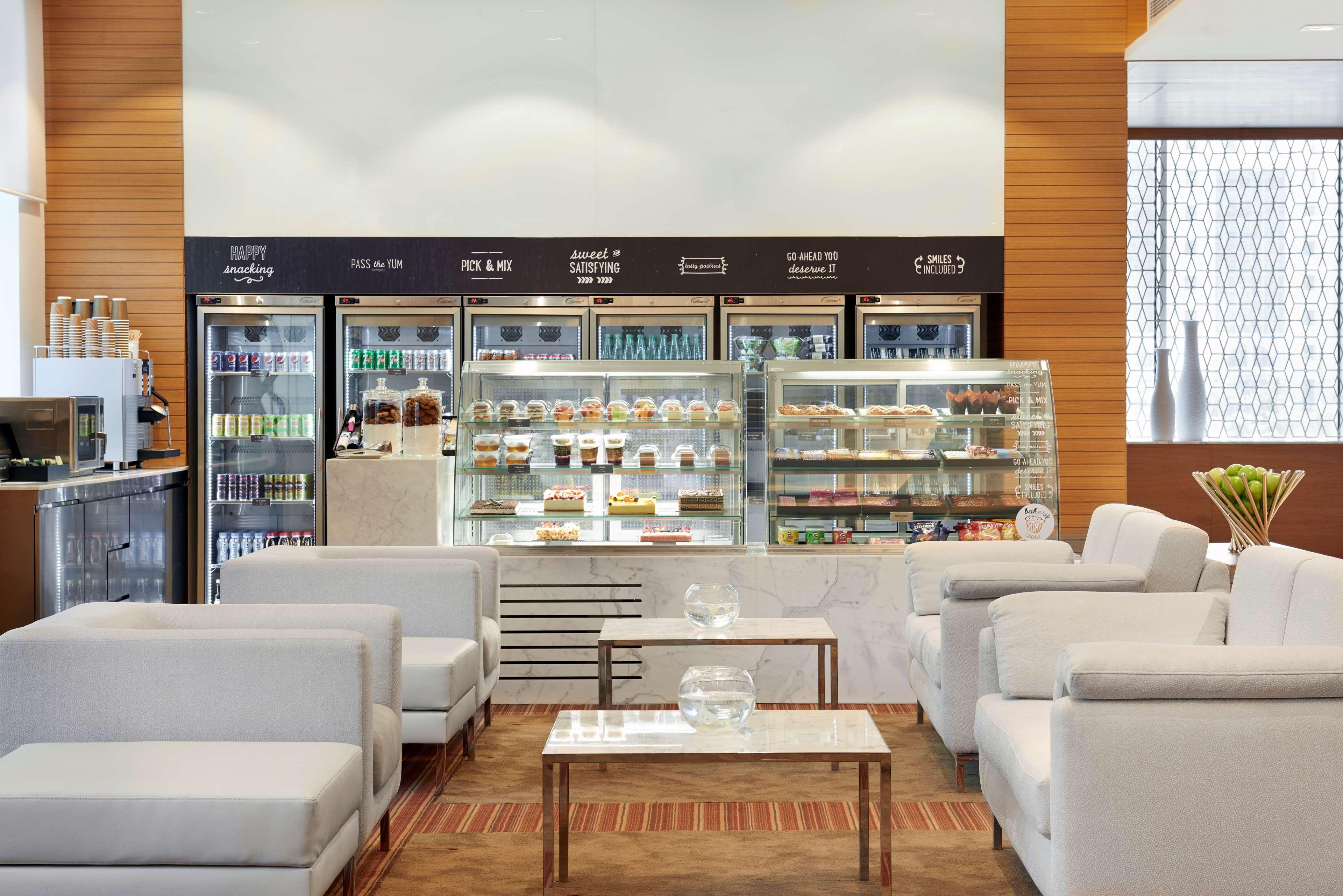 Hyatt Place Dubai Baniyas Square Dış mekan fotoğraf