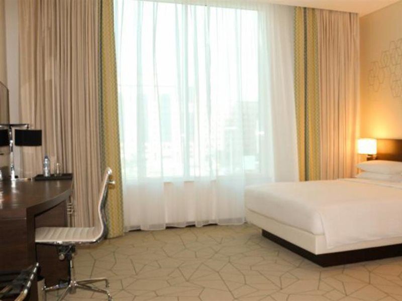 Hyatt Place Dubai Baniyas Square Dış mekan fotoğraf